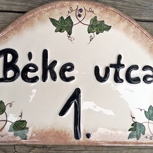 Borostyános házfal kerámia utcanév tábla - otthon & életmód - ház & kert - házszám - Meska.hu