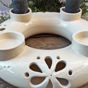 Karácsony... kerámia fehér - ekrü áttört-csipkés adventi  koszorú - karácsony - adventi díszek - adventi koszorú - Meska.hu Karácsony... kerámia fehér - ekrü áttört-csipkés adventi  koszorú - karácsony - adventi díszek - adventi koszorú - Meska.hu