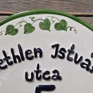 Borostyán kerámia ház és utca név tábla - otthon & életmód - ház & kert - házszám - Meska.hu
