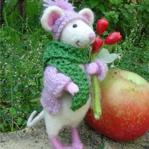 Egérke nemezelt játék (csak rendelésre) - Meska.hu