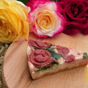 Nusisoap- Rózsás tortaszelet kézműves szappan - szépségápolás - szappan & fürdés - kézműves szappan - Meska.hu