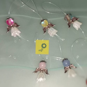 Angyalka fityegő sárga hologram hatású szintetikus holdkő ásványgyönggyel - táska & tok - kulcstartó & táskadísz - táskadísz - Meska.hu