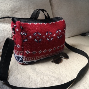 Átvethető táska Kötött anyagból, Táska & Tok, Kézitáska & válltáska, Vállon átvethető táska, Varrás, MESKA