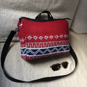 Átvethető táska Kötött anyagból - táska & tok - kézitáska & válltáska - vállon átvethető táska - Meska.hu