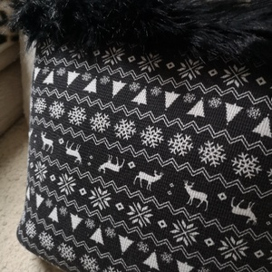 Szőrmés karácsonyi táska  - táska & tok - kézitáska & válltáska - belső rendező - Meska.hu