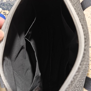 Szürke apró mintás kézitáska - táska & tok - kézitáska & válltáska - vállon átvethető táska - Meska.hu