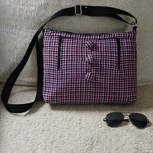 Rózsaszín tónusú textil táska, Táska & Tok, Kézitáska & válltáska, Vállon átvethető táska, Varrás, MESKA