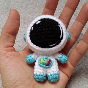 Maroknyi asztronauta kulcstartó - 9 db, Táska & Tok, Kulcstartó & Táskadísz, Kulcstartó, Horgolás, Varrás, MESKA