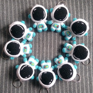 Maroknyi asztronauta kulcstartó - 9 db - Meska.hu