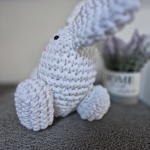 Amigurumi nyuszi - otthon & életmód - dekoráció - asztal és polc dekoráció - asztaldísz - Meska.hu