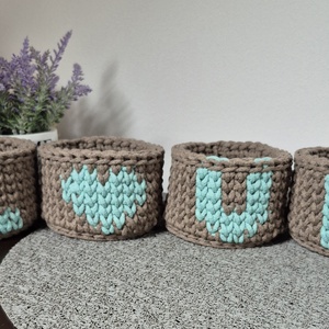 Horgolt feliratos tároló - otthon & életmód - tárolás & rendszerezés - tárolókosár - Meska.hu