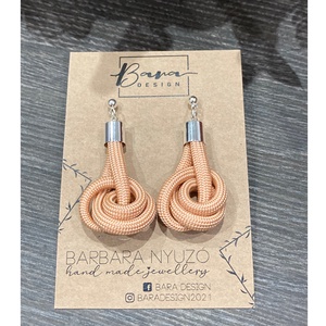 Beige twist szett karkötővel - ékszer - ékszerszett - Meska.hu