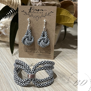 Fekete-fehér twist fülbevaló szett karkötővel, Ékszer, Ékszerszett, Ékszerkészítés, MESKA