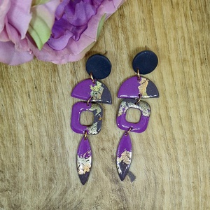 Hosszú süthető gyurma fülbevaló, szürke, lila, arany, színekben, polymer clay. Ajándék nőknek. - ékszer - fülbevaló - lógó fülbevaló - Meska.hu