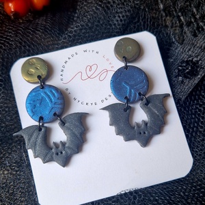 Halloween denevéres logós mintás fülbevaló. Polymer clay. Ajándék nőknek. - otthon & életmód - dekoráció - halloween - halloweeni ékszerek - Meska.hu