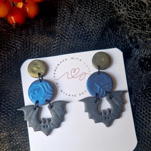 Halloween denevéres logós mintás fülbevaló. Polymer clay. Ajándék nőknek. - otthon & életmód - dekoráció - halloween - halloweeni ékszerek - Meska.hu
