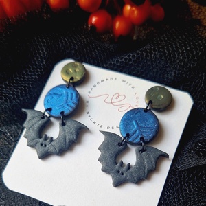 Halloween denevéres logós mintás fülbevaló. Polymer clay. Ajándék nőknek. - Meska.hu