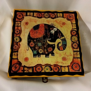 BOHÓKÁS elefánt... :) - otthon & életmód - dekoráció - asztal és polc dekoráció - díszdoboz - Meska.hu