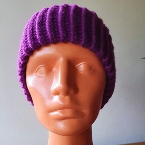 Kézzel készített 100% merino gyapjú lila női sapka - ruha & divat - sál, sapka, kendő - sapka - Meska.hu