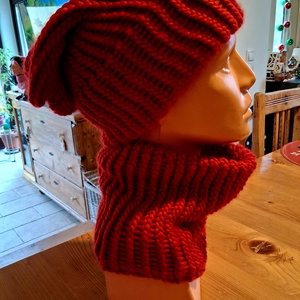 DHG Piuma Classics Passion 100% extra finom merino gyapjú fonalból kézzel készült sapka-körsál szett  - ruha & divat - sál, sapka, kendő - sapka & sál szett - Meska.hu