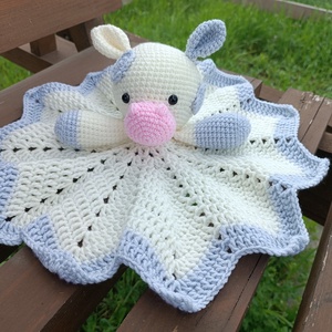 Horgolt bocis szundikendő - Meska.hu