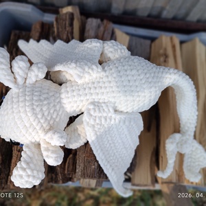 Horgolt nagy fehér sárkány  - játék & sport - plüssállat & játékfigura - plüss sárkány - Meska.hu