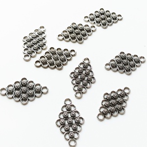 Rombusz charm, Kellékek & szerszámok, Ékszerkellék, Charmok, Fémmegmunkálás, MESKA