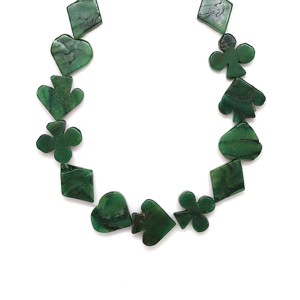 Jáde kanadai kártya forma 14-18mm ékszerkészítő alapanyag (füzér), Kellékek & szerszámok, Ásvány alapanyag, Ásványfüzér, , MESKA