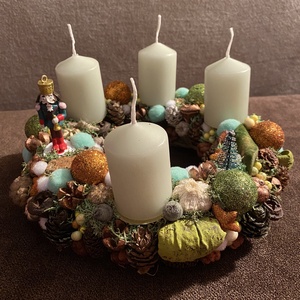 Diótörős adventi koszorú - Meska.hu