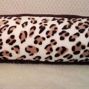 utazó-relax-alvós-tv nézős hengerpárna - Meska.hu