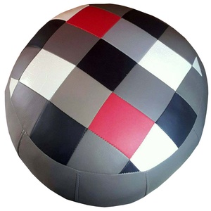 9/ Minimalista puff  - Meska.hu