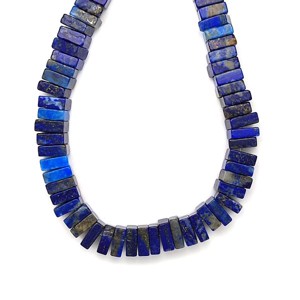Lapis lazuli négyzetlap 8-9x3-4mm  ékszerkészítő alapanyag (füzér), Kellékek & szerszámok, Ásvány alapanyag, Ásványfüzér, , MESKA