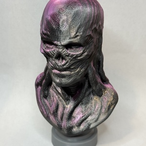 Stranger Things - Vecna Prémium 3D Nyomtatott Mellszobor (14,5 cm) - kellékek & szerszámok - dekorációs kellékek - figurák - Meska.hu