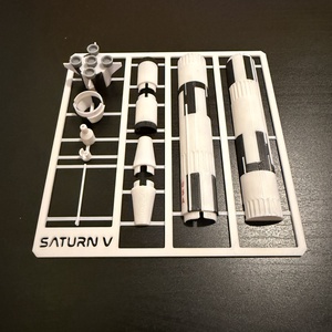 NASA SATURN V makett - Meska.hu