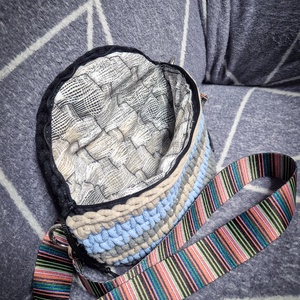 Horgolt crossbody övtáska, béléssel, Táska & Tok, Övtáska, Horgolás, Varrás, MESKA