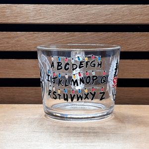 Stranger Things üveg bögre - otthon & életmód - konyhafelszerelés, tálalás - tálalás - bögre & csésze - Meska.hu