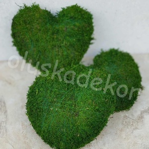 Mohaalap, élénkzöld, szívalakú 3 méretben - kellékek & szerszámok - dekorációs kellékek - koszorú, koszorúalap - Meska.hu