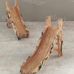 Tündérkert csúzda, manó, babaház, figura, dekoráció, kiegészítő, 9cm - Meska.hu