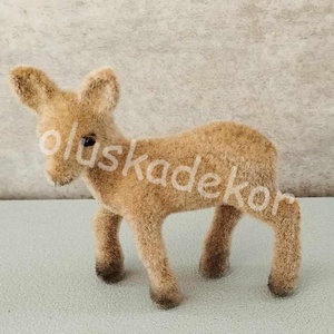 Őzike 2 színben, karácsonyi, adventi dekorációs figura, flokkolt, 8cm - kellékek & szerszámok - dekorációs kellékek - egyéb kellékek - Meska.hu