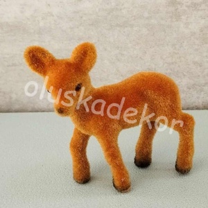 Őzike 2 színben, karácsonyi, adventi dekorációs figura, flokkolt, 8cm - kellékek & szerszámok - dekorációs kellékek - egyéb kellékek - Meska.hu