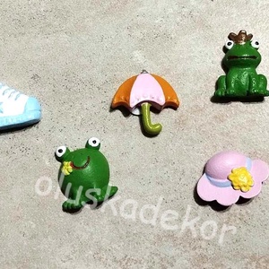 Béka, dagadt madár - tyúk, öntapadós 3,5cm , Kellékek & szerszámok, Dekorációs kellékek, Figurák, Virágkötés, Mindenmás, MESKA