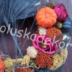 Addams family a galád család kastélyáról származó Halloween koszorú - otthon & életmód - dekoráció - halloween - halloweeni ajtódíszek és ablakdíszek - Meska.hu