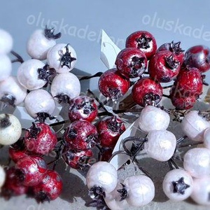 Csipkebogyó pick, 18cm, 10 db csipkebogyóval, karácsonyi dekorációs műnövény 3 színben, Karácsony, Karácsonyi lakásdekoráció, Karácsonyi lakásdíszek, Virágkötés, MESKA