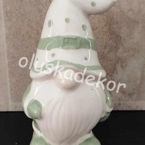 Manó, orrmanó, porcelán dekorációs figura, karácsonyi dekor termék, 9cm x 5cm, Kellékek & szerszámok, Dekorációs kellékek, Egyéb kellékek, Mindenmás, Virágkötés, MESKA
