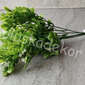 Díszítő zöld bokor, dekorációs műnövény apró virágokkal, 35cm - Meska.hu