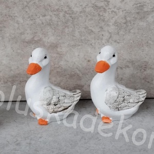 Liba avagy gőgös gúnár Gedeon és társa, húsvéti dekorációs figura, 2 féle - Meska.hu