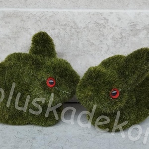 Nyuszi, zöld, fekvő, húsvéti dekorációs figura, alapanyag, 10x8 cm - Meska.hu