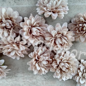 Dália selyem virágfej, dekorációs alapanyag több színben, 7,5cm - kellékek & szerszámok - dekorációs kellékek - virágfej - Meska.hu