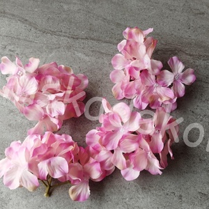 Hortenzia virágfej, selyemvirág dekorációs alapanyag, 13cm - kellékek & szerszámok - dekorációs kellékek - virágfej - Meska.hu