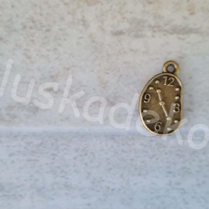 Falióra, elfojt óra, medál, vintage, antik hatású fém dekorációs kiegészítő, 17mmx22mm - Meska.hu